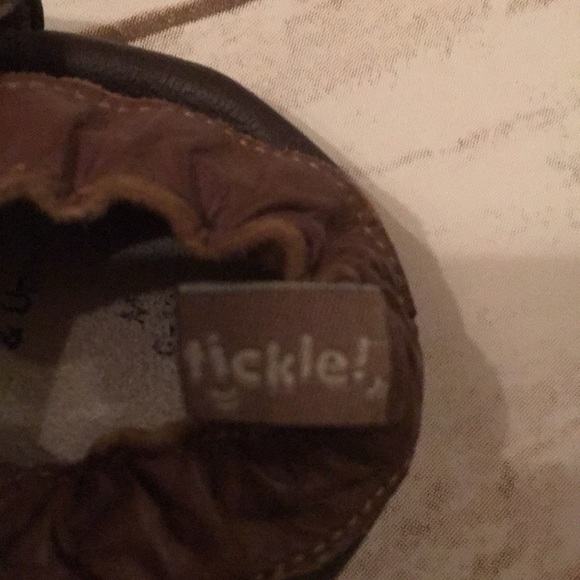 Boys / toddler soft soled shoes - Picture 3 of 4